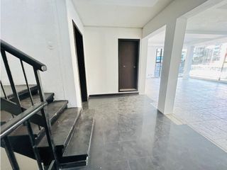 Foto 18 de El Batán, Loca Comercial en Renta,160m2, 3 Ambientes