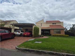 Venta Casa en conjunto Vizcaya Via Cota