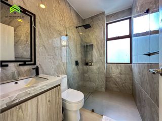 Foto 15 de CASA EN VENTA EN EXCLUSIVA URBANIZACIÓN MARINA BLUE, MANTA