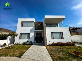Foto 1 de CASA EN VENTA EN EXCLUSIVA URBANIZACIÓN MARINA BLUE, MANTA