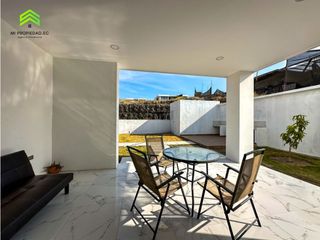 Foto 10 de CASA EN VENTA EN EXCLUSIVA URBANIZACIÓN MARINA BLUE, MANTA