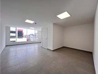 Foto 2 de Vozandes, Oficina- Consultorio en Renta, 40m2, 1 Ambiente