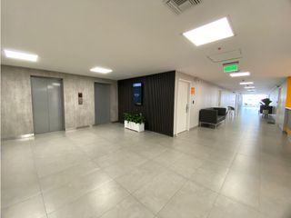 Foto 8 de Vozandes, Oficina- Consultorio en Renta, 40m2, 1 Ambiente