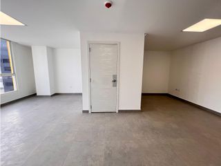 Foto 3 de Vozandes, Oficina- Consultorio en Renta, 40m2, 1 Ambiente