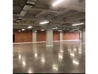 Arriendo  Oficina Local Ideal para Call Center sector Olaya Herrera