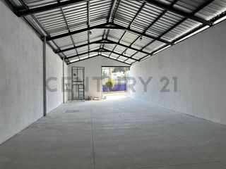 En Renta Galpón de 160 m2 Av. Eloy Alfaro sector Santa Lucía