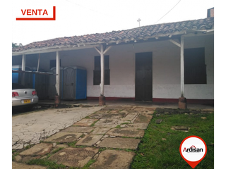 Foto 2 de VENTA CASA - LOTE EN ZONA DE EXPANSIÓN URBANA 546 M2
