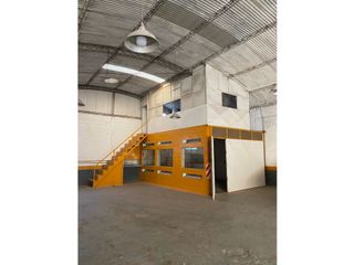 Foto 10 de GALPON + OFICINA/ DPTO EN ALQUILER