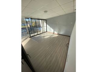 Foto 6 de GALPON + OFICINA/ DPTO EN ALQUILER