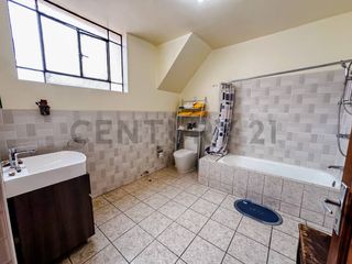 Foto 10 de CASA EN VENTA  RODEADA DE PARQUES EN PUEBLO LIBRE