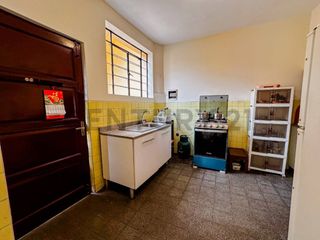 Foto 5 de CASA EN VENTA  RODEADA DE PARQUES EN PUEBLO LIBRE