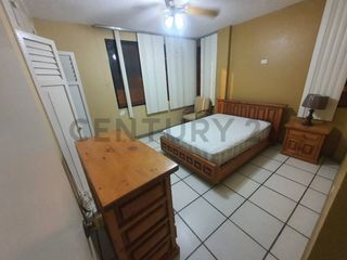 Foto 7 de Vendo Casa Grande junto al mar, Independiente, Piscina, 4 Dormitorios en Tonsupa