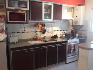 Foto 2 de Departamento en venta - 1 Dormitorio 1 Baño - 75mts2 - Ramos Mejia