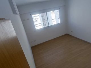 Foto 6 de Departamento en venta en Ramos Mejia Norte