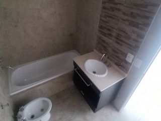 Foto 7 de Departamento en venta en Ramos Mejia Norte