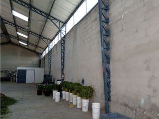 Foto 5 de Amagasi, Galpón en Renta, 370m2, 1 Ambiente