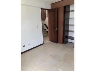 Foto 13 de Venta de apartamento dúplex en Valle del Lili
