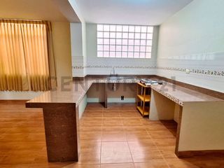 Foto 1 de VENTA DE CASA EN O'DONOVAN - TACNA