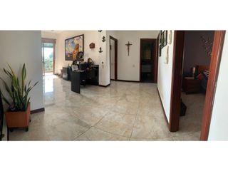 Foto 20 de Venta de Casa en Condominio Ciudad Jardín Sur de Cali