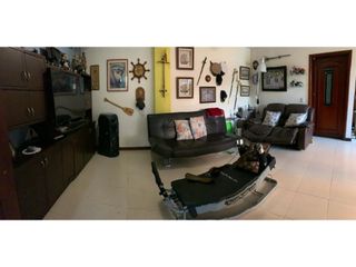 Foto 36 de Venta de Casa en Condominio Ciudad Jardín Sur de Cali