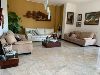 Foto 10 de Venta de Casa en Condominio Ciudad Jardín Sur de Cali