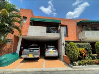 Foto 66 de Venta de Casa en Condominio Ciudad Jardín Sur de Cali