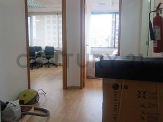 Foto 12 de En Renta oficina moderna de 57 m2 sector Av. 12 de Octubre