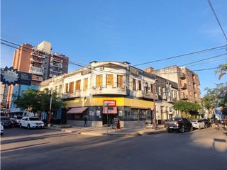Foto 1 de Mega piso histórico en esquina en pleno centro de Resistencia!