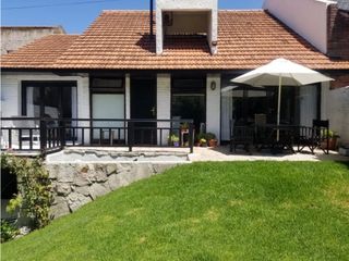 Foto 1 de Chalet 4 ambientes. Barrio San Carlos