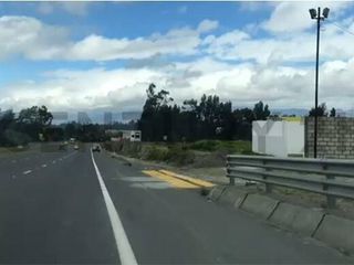 Foto 2 de Venta de  lotes ubicados a  15kms de Latacunga en Lasso