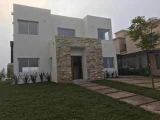Foto 1 de Casa - Los Castaños