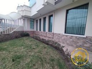 Foto 3 de OPORTUNIDAD Venta de Departamento Duplex de 4 dorm, jardín y bodega, Ponceano Alto norte/Quito.