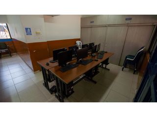 Foto 36 de Colegio en venta en Cali, Valle de Cauca