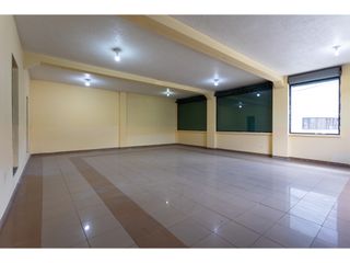 Foto 3 de Villaflora, Casa Comercial  y Local en Venta, 461.01m2