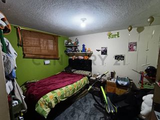 Foto 6 de Vendo Casa Rentera en la Roldos frente al Tuti