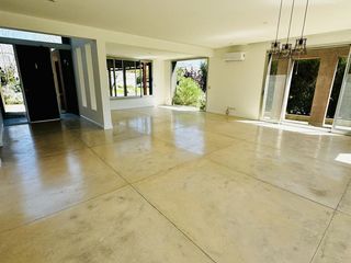 Foto 4 de CASA 5 CUARTOS EN NORDELTA CASTORES