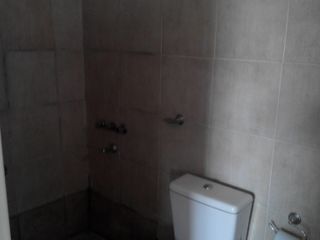 Foto 5 de DEPTO 2 AMB. TIPO LOFT. TODO INCLUIDO EN EL VALOR. EXPENSAS. ABL Y AGUA , COMPLEJO CON PISICINA Y PARRILLA. TIGRE . LINIERS 483