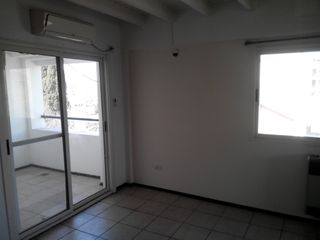 Foto 4 de DEPTO 2 AMB. TIPO LOFT. TODO INCLUIDO EN EL VALOR. EXPENSAS. ABL Y AGUA , COMPLEJO CON PISICINA Y PARRILLA. TIGRE . LINIERS 483