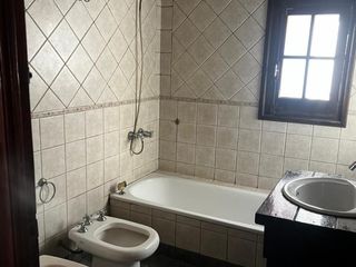 Foto 2 de Gutierrez 1686- casa de 3 dormitorios-