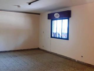 Foto 7 de Casa para uso Comercial en Av Mate de Luna 2.300
