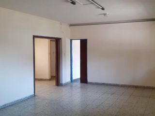 Foto 6 de Casa para uso Comercial en Av Mate de Luna 2.300