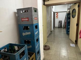 Foto 18 de Local 92mts 2 baños T/destino a 100mts Av Saenz