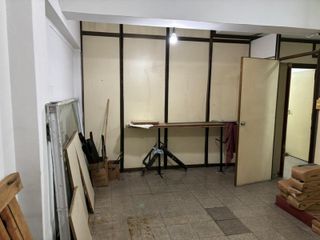 Foto 12 de Local 92mts 2 baños T/destino a 100mts Av Saenz