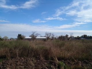 Foto 2 de LOTE DE 1.880 m2 EN Bº LA PARADA - BRANDSEN