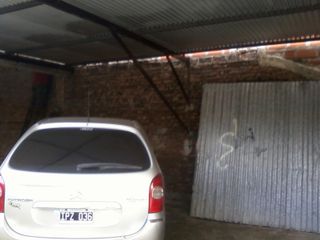 Foto 6 de Galpón en ALQUILER sobre asfalto en buen estado a 5 cuadras de la estación de Glew.