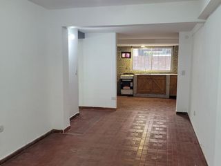 Foto 3 de DEPARTAMENTO 3 AMB CON COCHERA , PLANTA BAJA  , SIN EXPENSAS NI ABL ,COMPLEJO CON PILETA Y PARRILLA EN COMUN TIGRE LINIERS 483