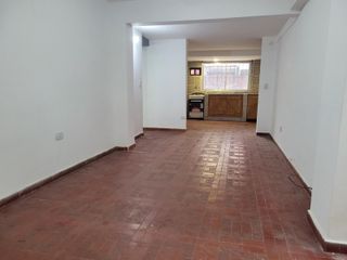 Foto 5 de DEPARTAMENTO 3 AMB CON COCHERA , PLANTA BAJA  , SIN EXPENSAS NI ABL ,COMPLEJO CON PILETA Y PARRILLA EN COMUN TIGRE LINIERS 483