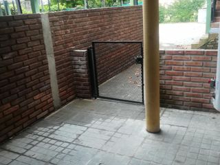 Foto 15 de DEPARTAMENTO 3 AMB CON COCHERA , PLANTA BAJA  , SIN EXPENSAS NI ABL ,COMPLEJO CON PILETA Y PARRILLA EN COMUN TIGRE LINIERS 483
