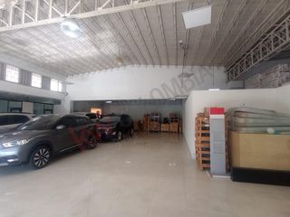 Foto 2 de En Venta Bodega En Gorgonzola, Puente Aranda