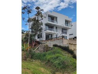 Foto 21 de Moderna Casa Campestre en Venta (condominio) - Silvania- Cundinamarca